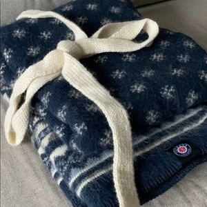 100% Icelandic Wool Large Blanket, never used